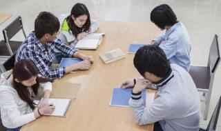 上课玩手机被退学